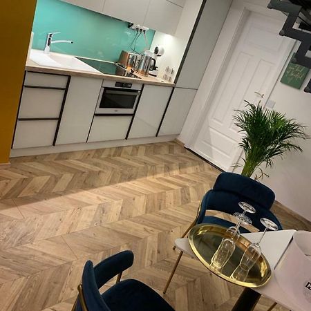 Opera Deluxe Apartment บูดาเปสต์ ภายนอก รูปภาพ