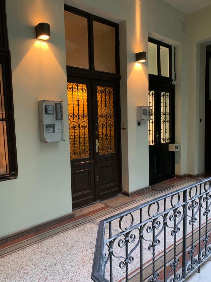 Opera Deluxe Apartment บูดาเปสต์ ภายนอก รูปภาพ